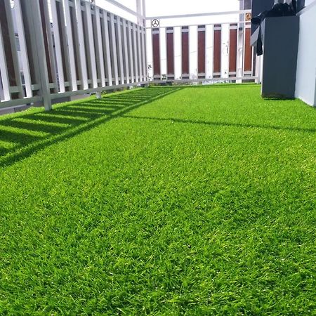 Kayz Villa Batu Dengan Kolam Renang Pribadi Εξωτερικό φωτογραφία